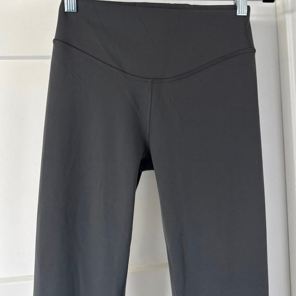 Lululemon Wunder Under SmoothCover High-Rise Tight 28” Graphite Grey Sz 6 - Picture 9 of 11